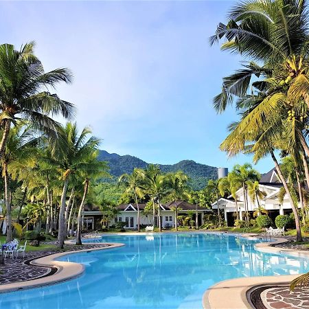 Chateau Bleu Resort Calamba  Ngoại thất bức ảnh