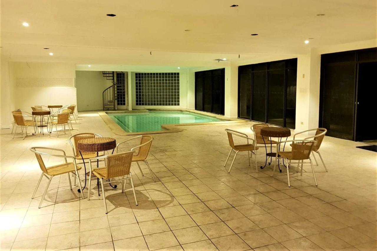 Chateau Bleu Resort Calamba  Ngoại thất bức ảnh