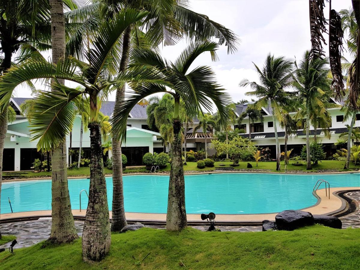 Chateau Bleu Resort Calamba  Ngoại thất bức ảnh